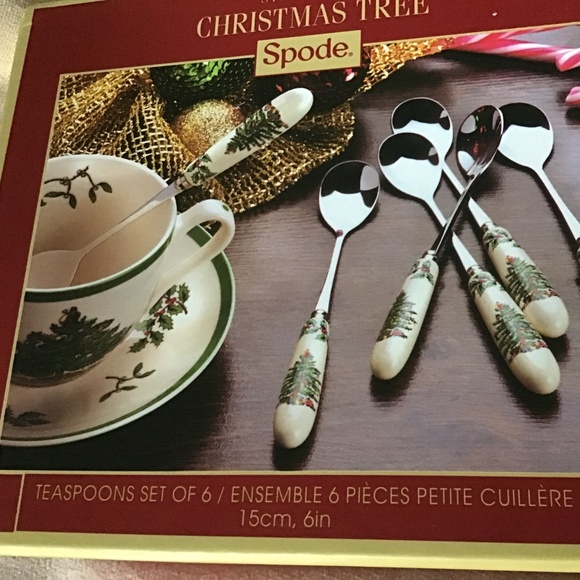 Spode Christmas Tree Tea Spoons - Picture 1 of 2